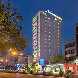 3* Hotel Lavender Riverside
