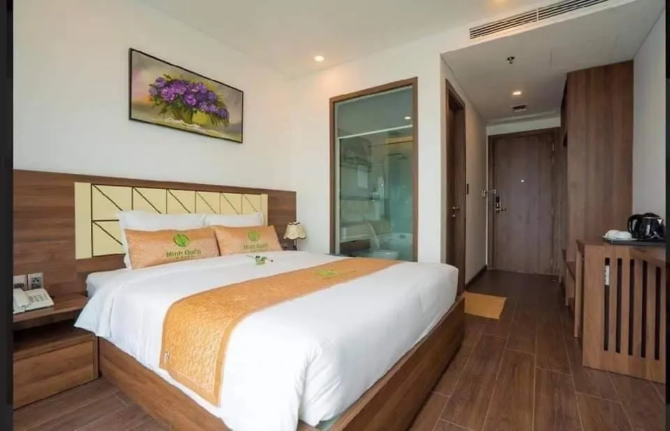 Minh Quan Hotel - Da Nang Center By Hos 3*,
